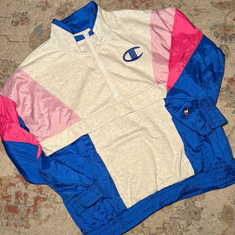 Women’s Champion sweatshirt